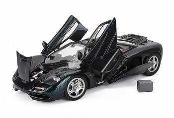 MINICHAMPS 1/18 マクラーレンF1ロードカー 1993 Minichamps McLaren F1 Road Car 1993 1:18 review